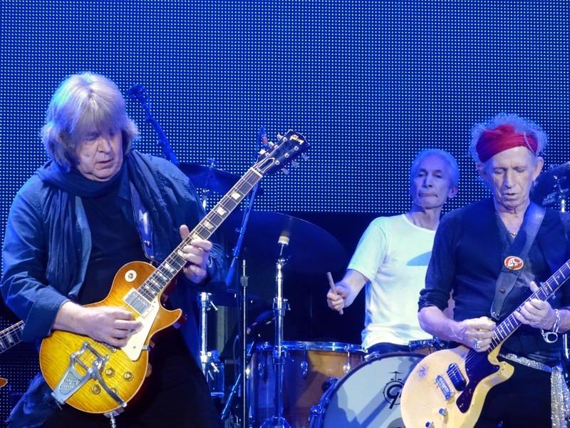 FINALLY: The Stones playing with Mick Taylor again!