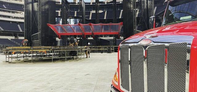 Building the stage - Rolling Stones in LA 2021